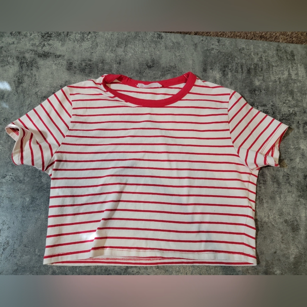 Cotton On micro crop T-shirt in red stripe Large - Picture 4 of 4